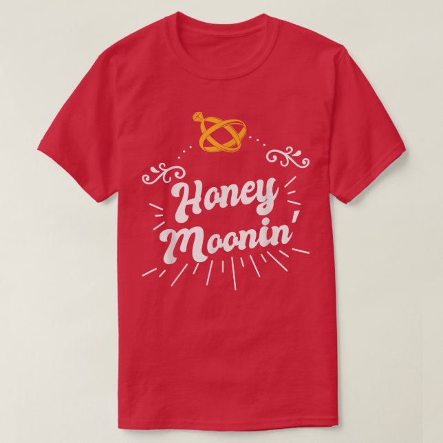 Camiseta Lua de mel para noiva e noivo passando a lua de me (Frente do Design)