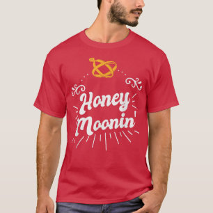 Camiseta Lua de mel para noiva e noivo passando a lua de me