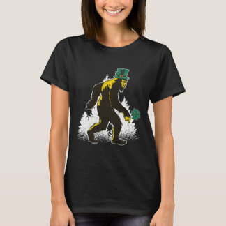 Camiseta Lucky Clover Bigfoot St Patricks Day 
