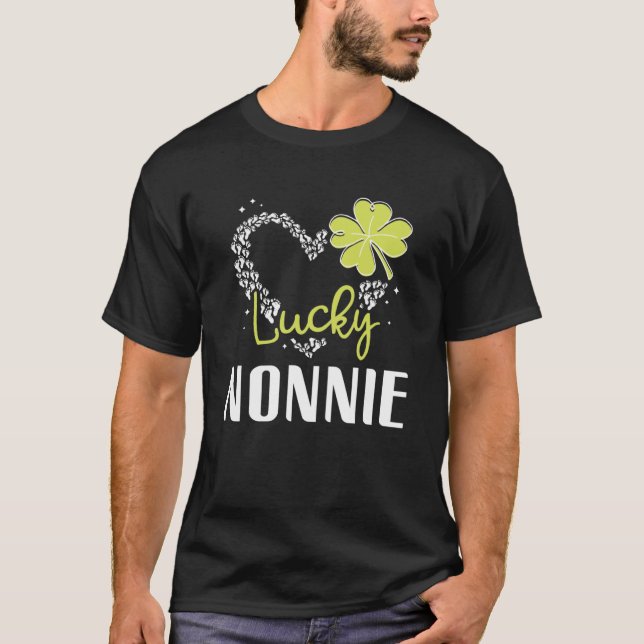 Camiseta Lucky Nonnie St Patricks Day womens (Frente)