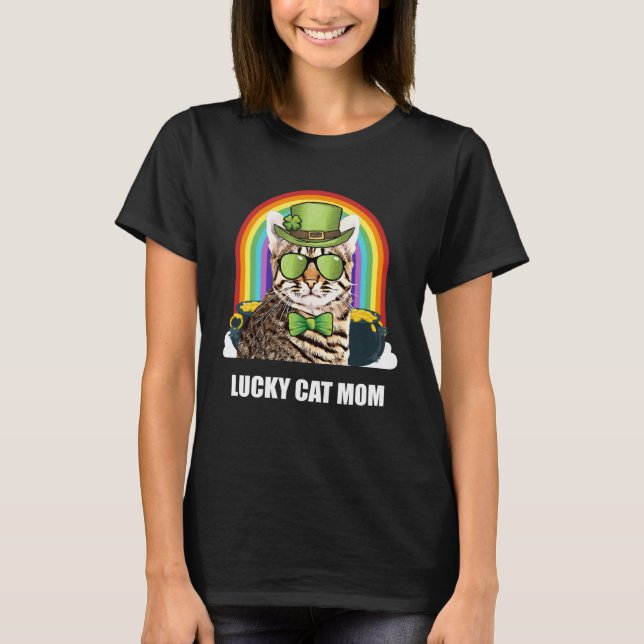 Camiseta Lucky Savannah Cat Mom St Patricks Day (Frente)