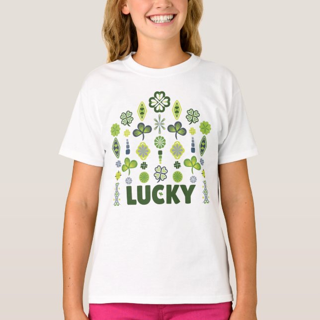 Camiseta Lucky Shamrock Clover Floral Minimalista (Frente)