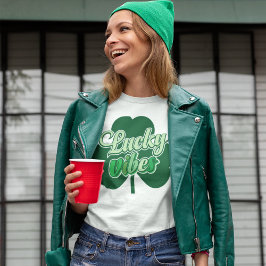 Camiseta Lucky Shamrocks Vibes