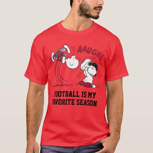 Camiseta Lucy Pulls Way Football Do Charlie Brown (Frente)