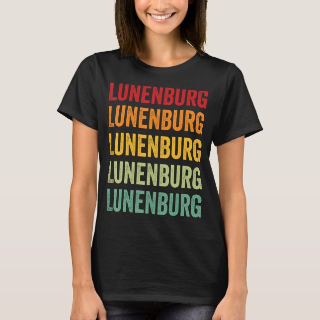 Camiseta Lunenburg County Virginia Design de texto Rainbow (Frente)