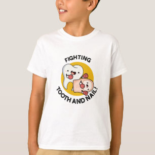 Camiseta Lutando Contra Os Dentes E As Unhas Engraçadas