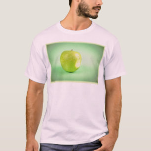 Camiseta "Maçã Verde" Foto Bela. Compre agora