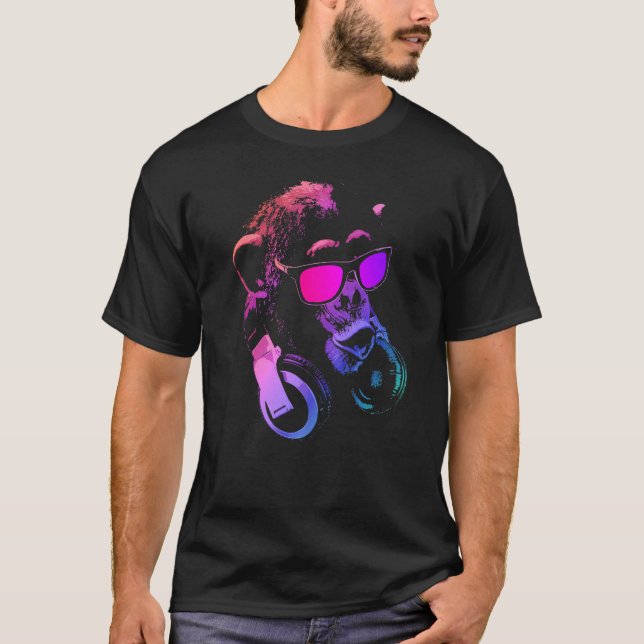 Camiseta Macaco Chimpanzé Com Óculos De Sol E Fones de ouvi (Frente)
