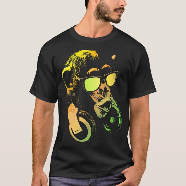 Camiseta Macaco Chimpanzé Com Óculos De Sol E Fones de ouvi (Frente)