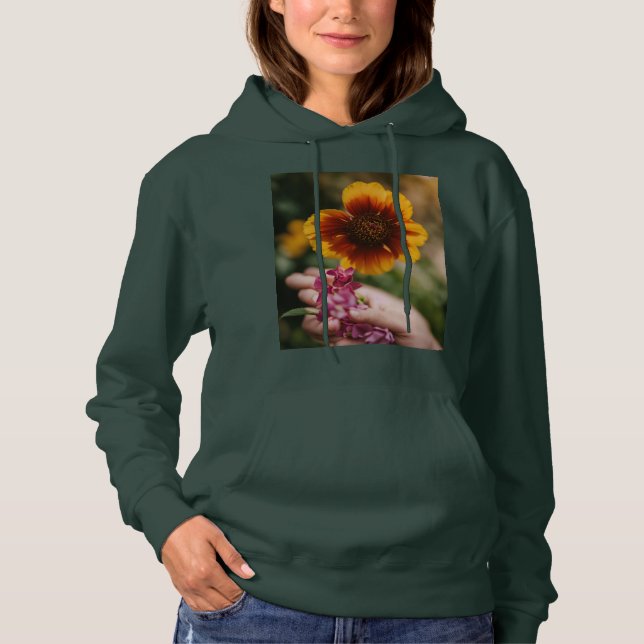 Camiseta Maçãs de design com flores (Frente)