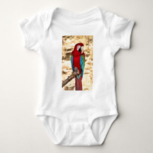 Camiseta Macaw vermelho e verde