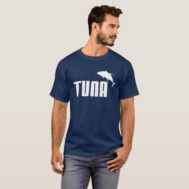 CAMISETA MAD THREDZ, LOGO ATUM (Frente Completa)