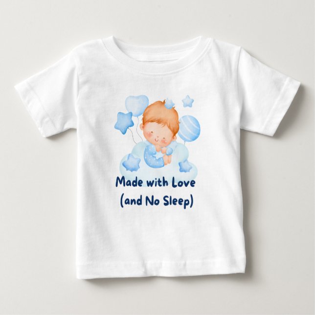 Camiseta 👶 "Made with Love (and No Sleep)" 💕 (Frente)