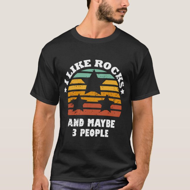 Camiseta Mãe A Mulher O Mito A Lenda da Pesca (Frente)