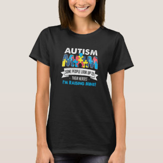 Camiseta Mãe Autista Pessoas Olham Para Seus Heróis Estou C