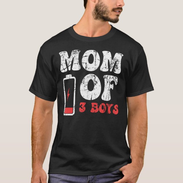 Camiseta Mãe De 3 Rapazes Dia de as mães (Frente)