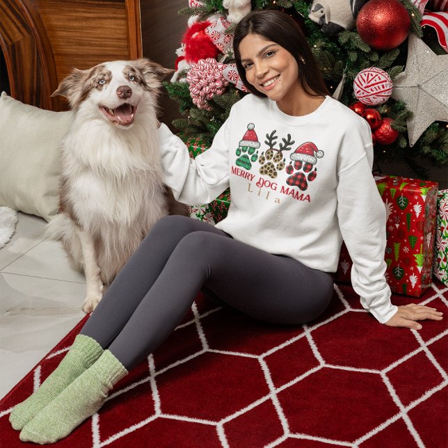 Camiseta mãe de cão feliz personalizada de natal (PERSONALIZED MERRY DOG MAMA SWEATSHIRT)