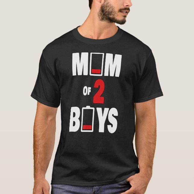 Camiseta Mãe De Dois Rapazes, Dia de as mães, A Mãe Gira A  (Frente)