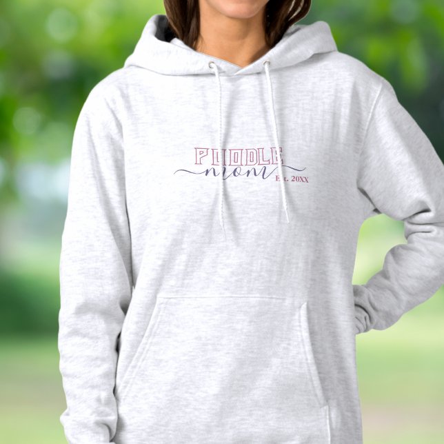 Camiseta Mãe de Poodle Varsity Script Estabelecida (Criador carregado)