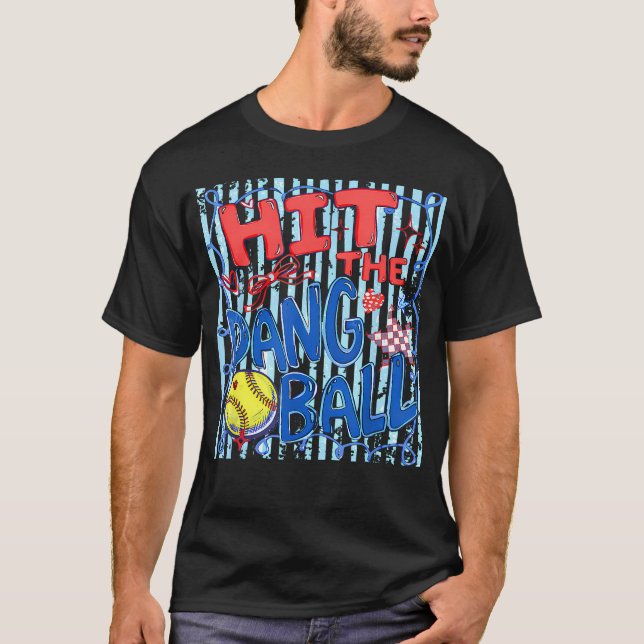 Camiseta Mãe de Softball Acertou a Bola Danada Fofa e Capri (Frente)