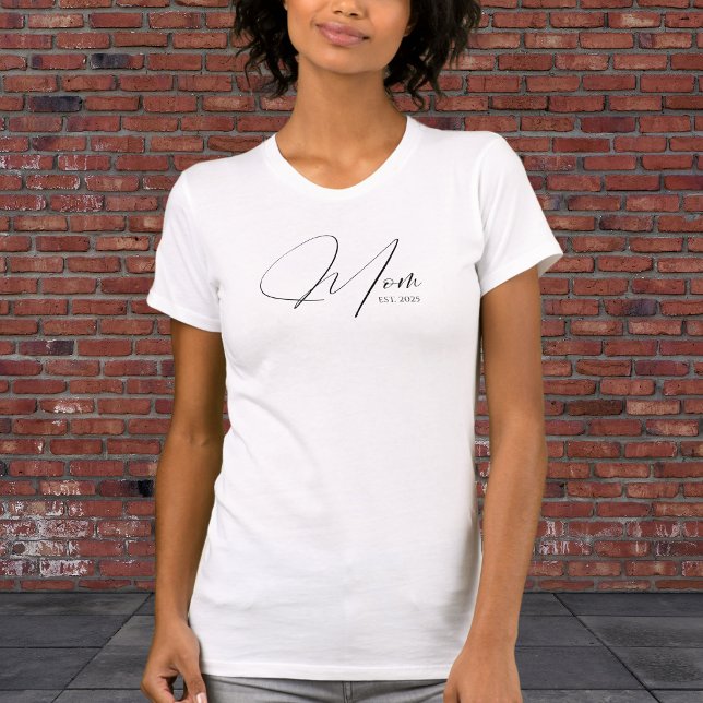 Camiseta Mãe Estabelecida em Letra Preta (Criador carregado)