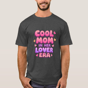 Camiseta Mãe Legal na Era do Amante Tipografia Retro Groovy
