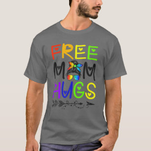 Camiseta Mãe Livre Abraça Orgulho LGBT do Arco-Íris Mensal
