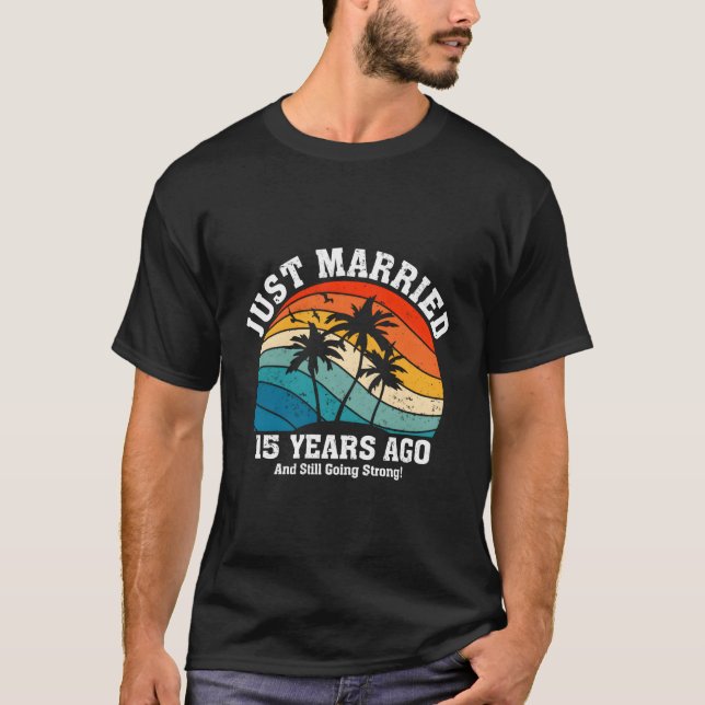 Camiseta Mães de 15 anos de casamento com 15 de retrô (Frente)