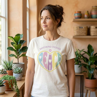 Camiseta Mães Escolhem Paz Coração
