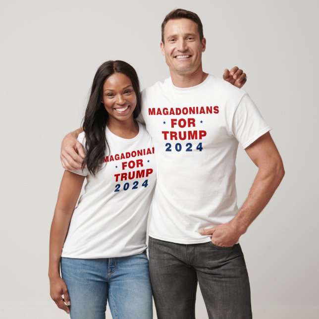 Camiseta Magadonianos Para Trump 2024 Red Blue (Unissex)