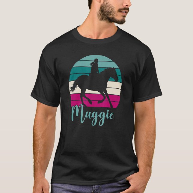 Camiseta Maggie Name Equestrian Maggie Horse Girl (Frente)