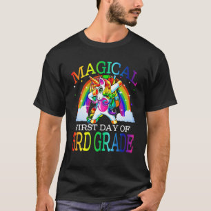 Camiseta Magia Primeiro Dia De Unicórnio Do 3º Grau De Volt