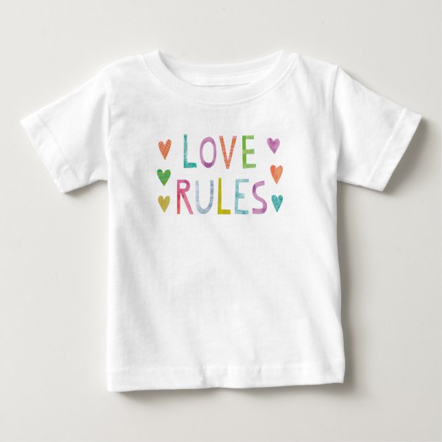 Camiseta Magic Love Rules with Hearts (Frente)