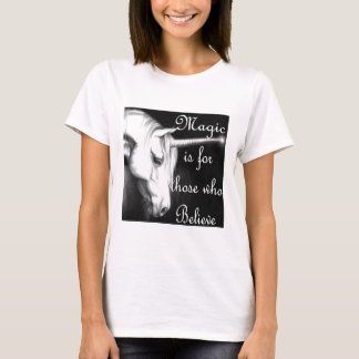 Camiseta Mágica do unicórnio