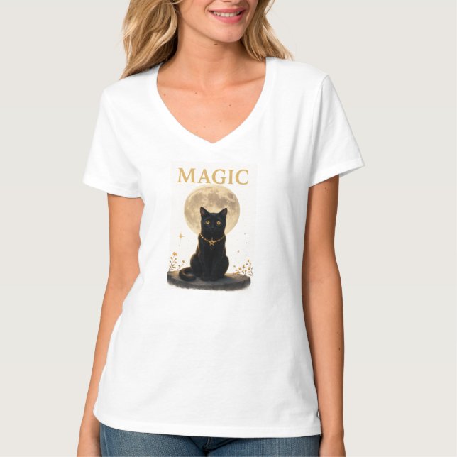 Camiseta MÁGICO - Gato Místico Preto e Design de Lua Comple (Frente)
