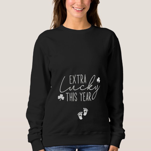 Camiseta Mais Sorte Este Ano De Gravidez Patrick Lucky (Frente)