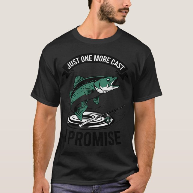 Camiseta Mais Uma Lançada Eu Prometo Pai Pescaria (Frente)