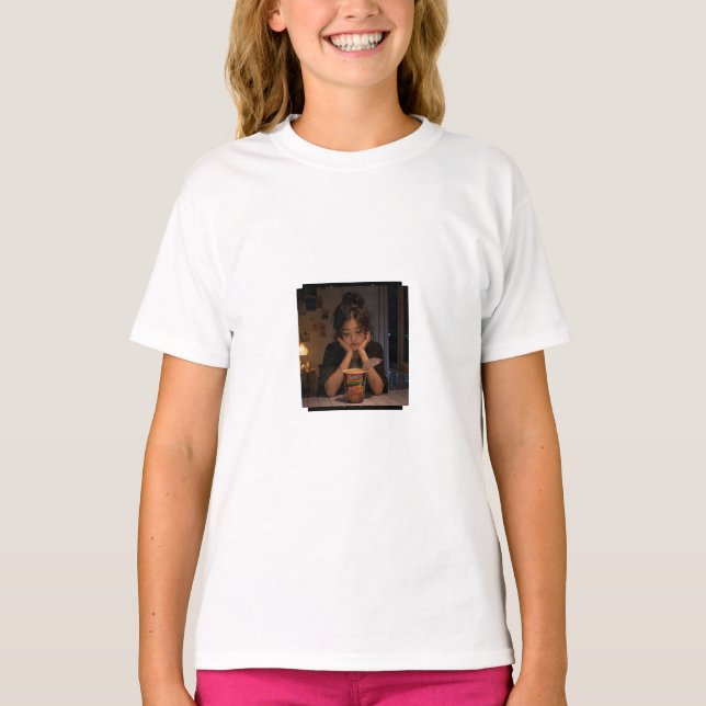Camiseta Mais Uma Mordida 🍜 (Frente)