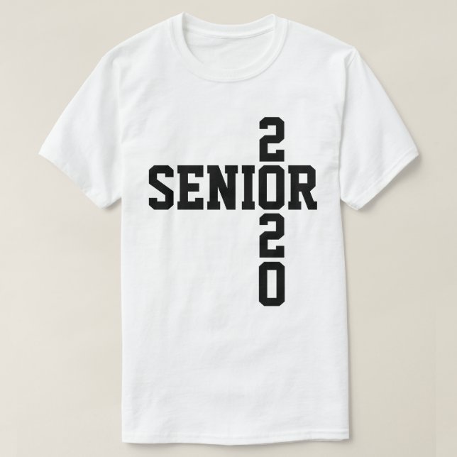 Camiseta Mais velho 2020 Black Text Class of 2020 t shirt (Frente do Design)
