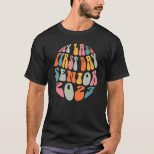 Camiseta Mais velho 2023 Classe 2023 Mais velho de Groovy R