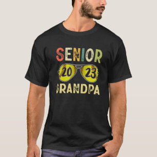 Camiseta Mais velho Vovô 2023 Legal Mais velho de Softball