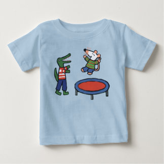 Camiseta Maisy Jumps em Trampoline
