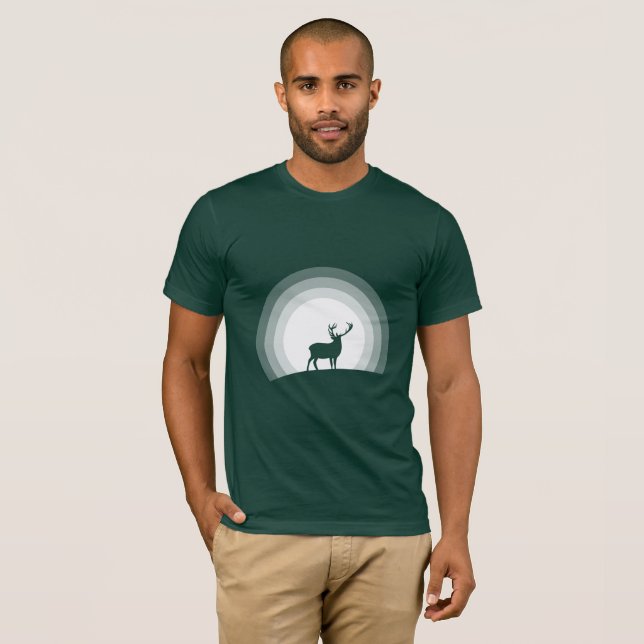 Camiseta Majestic Stag Silhouette Under Lunar Light (Frente Completa)
