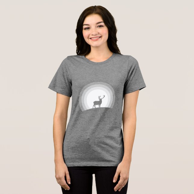 Camiseta Majestic Stag Silhouette Under Lunar Light (Frente Completa)