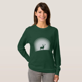 Camiseta Majestic Stag Silhouette Under Lunar Light