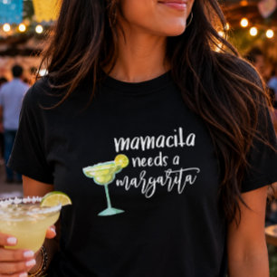Camiseta Mamacita Precisa de uma Margarita Engraçado