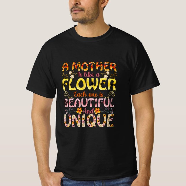 Camiseta Mamãe Arte Mãe É Como Flor (Frente)