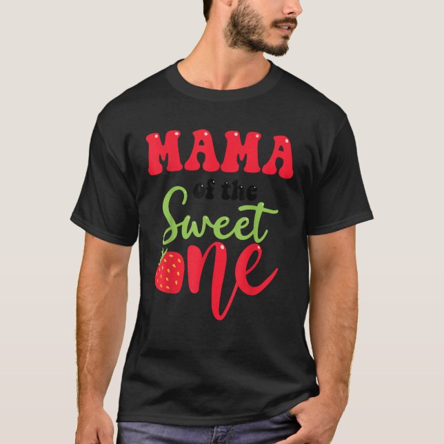 Camiseta Mamãe do Primeiro Birt de Verão de Morango Doce (Frente)