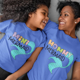 Camiseta Mamãe e MiniSereia Correspondendo Pai e Garota