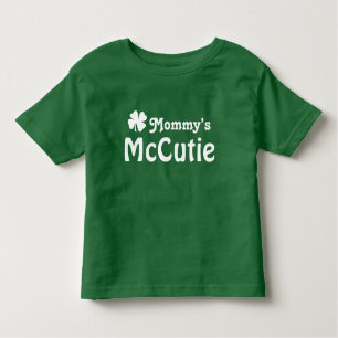 Camiseta Mamãe McCutie Rua Verde. Dia de Patrick